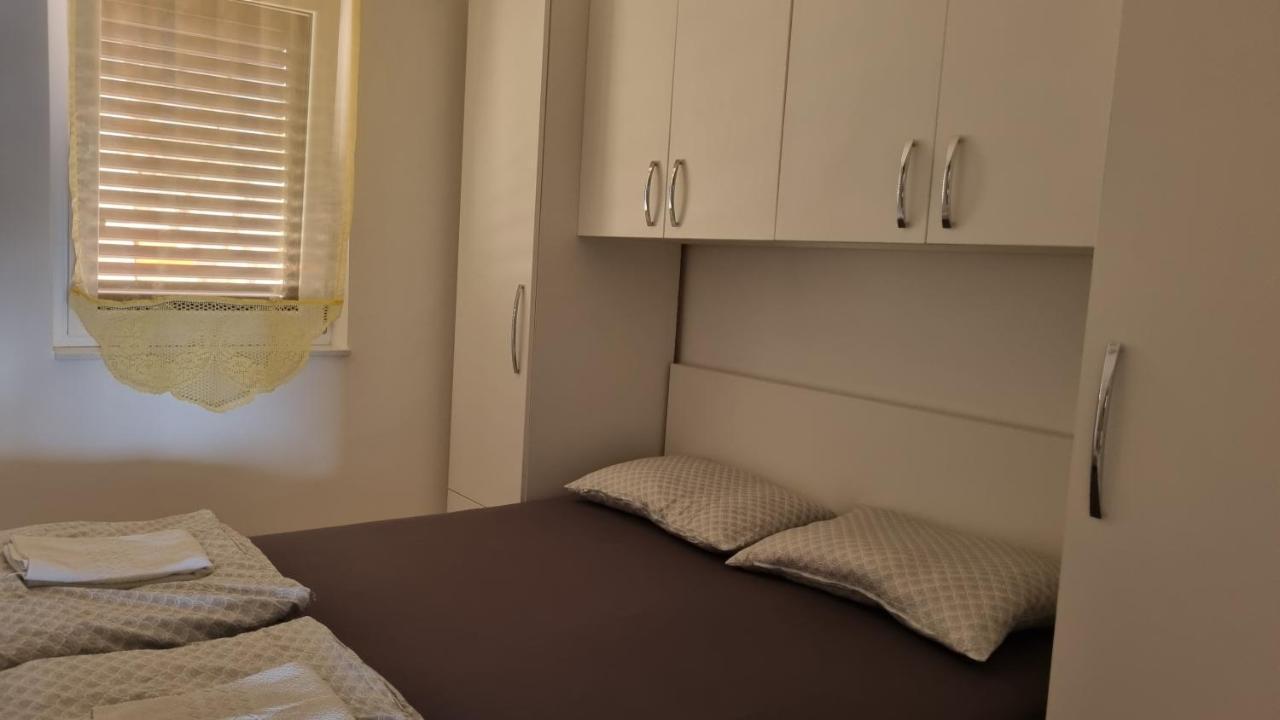 Apartment Bellevue Klenovica Exterior foto